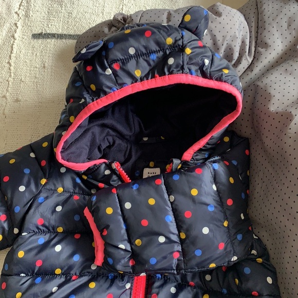 👶🏻 GAP & BOUTCHOU Puffers + book for babies Sz 3 to 6 months like NEW - Picture 8 of 12